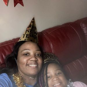 Meet your Posher, Christine